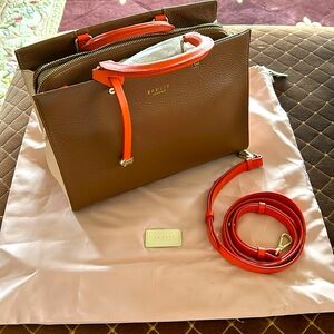 RADLEY London bag! 3 compartments 3 pockets, shoulder strap